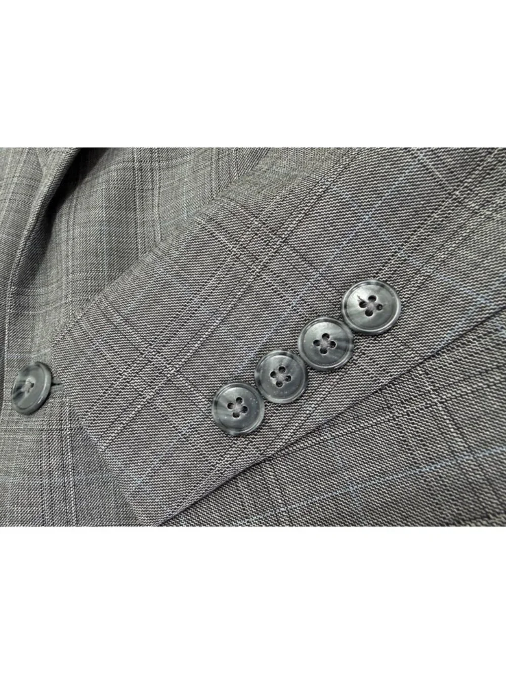 Jos A Bank 2 Piece Suit Traveler's Collection 46L Blazer 40X30 Pants Plaid Gray